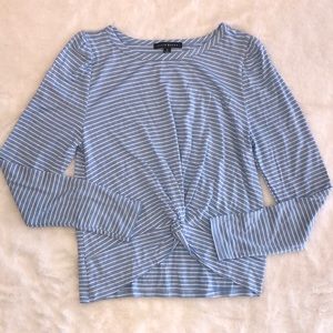 Haute Monde Long sleeve front twist top Womens S